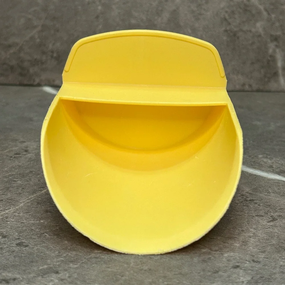 Vintage Tupperware Yellow Flour Sugar Scoop 292-17 Retro Kitchen Tool